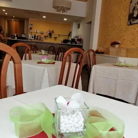 Hotel Dedoni 3*